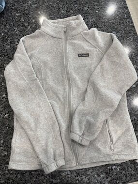 Columbia Women's Light Gray Full-Zip Fleece Jacket